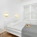 Charming Swietojanska In By Renters Apartman *