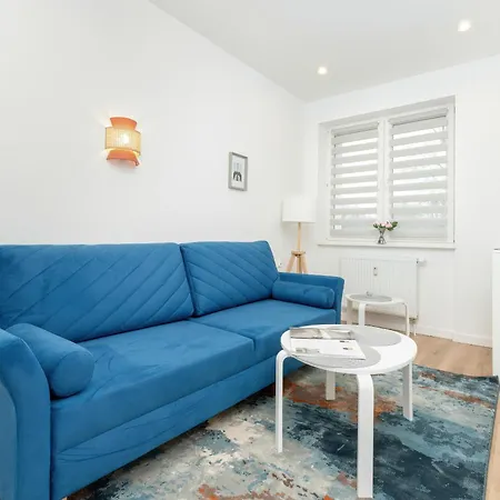 Charming Swietojanska In By Renters Apartment Gdynia